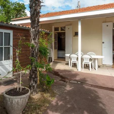 Maisonnette 250m Holiday home *