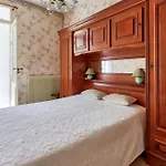 Maisonnette 250m Nyaraló