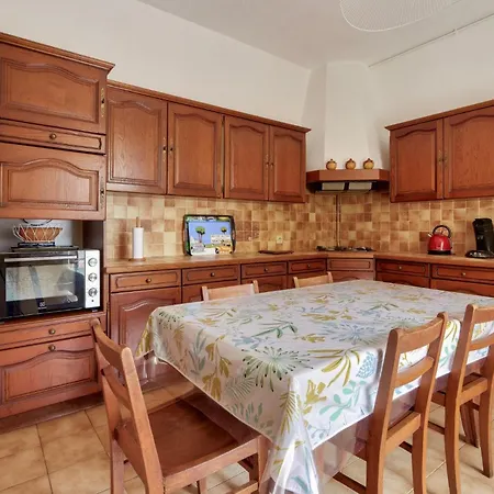 Maisonnette 250m *